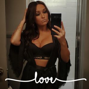 Meet your Posher, Brittnee